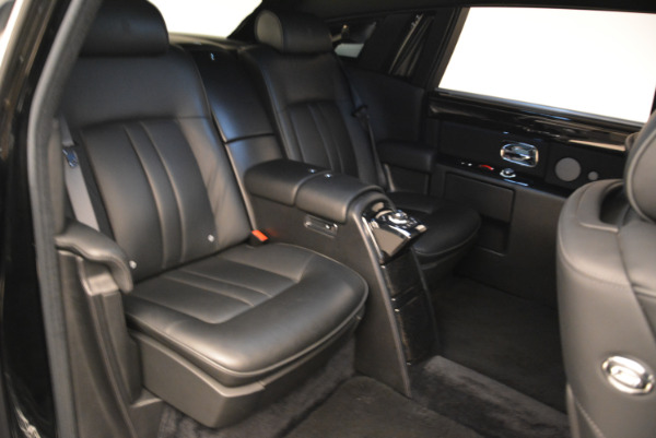 Used 2014 Rolls-Royce Phantom EWB for sale Sold at Bentley Greenwich in Greenwich CT 06830 14