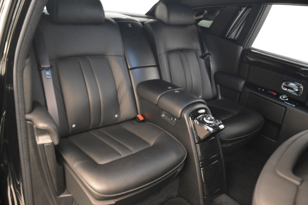 Used 2014 Rolls-Royce Phantom EWB for sale Sold at Bentley Greenwich in Greenwich CT 06830 15