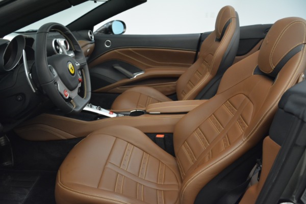 Used 2016 Ferrari California T for sale Sold at Bentley Greenwich in Greenwich CT 06830 26