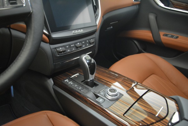 New 2018 Maserati Ghibli S Q4 for sale Sold at Bentley Greenwich in Greenwich CT 06830 17