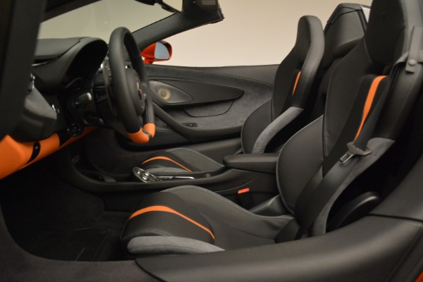 New 2018 McLaren 570S Spider for sale Sold at Bentley Greenwich in Greenwich CT 06830 26