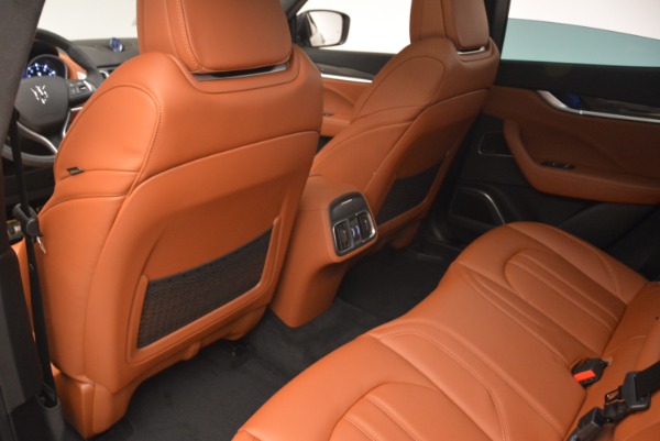 New 2018 Maserati Levante Q4 GranSport for sale Sold at Bentley Greenwich in Greenwich CT 06830 17
