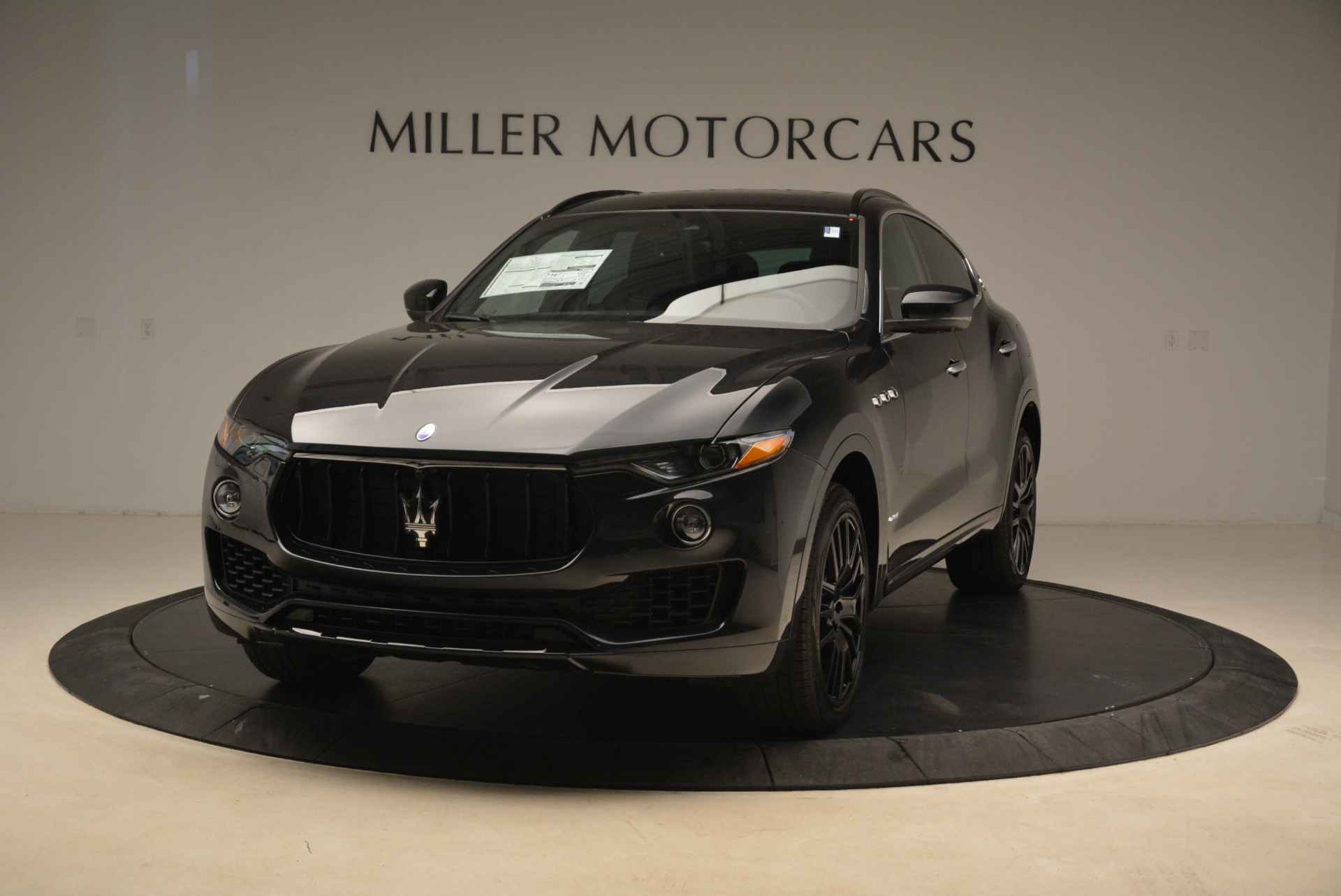 New 2018 Maserati Levante S Q4 Gransport for sale Sold at Bentley Greenwich in Greenwich CT 06830 1