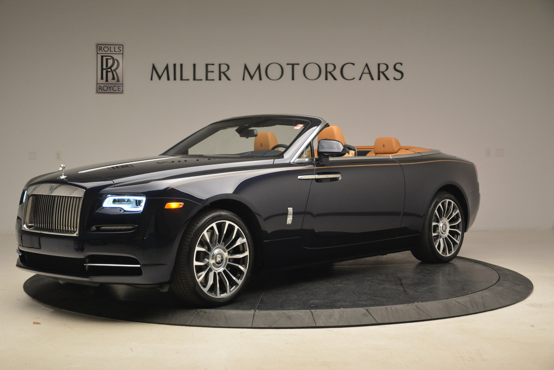 Used 2018 Rolls-Royce Dawn for sale Sold at Bentley Greenwich in Greenwich CT 06830 1