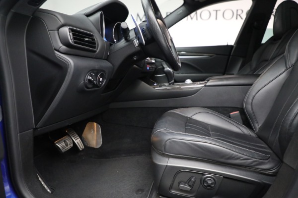 Used 2018 Maserati Levante S Q4 Gransport for sale Sold at Bentley Greenwich in Greenwich CT 06830 14