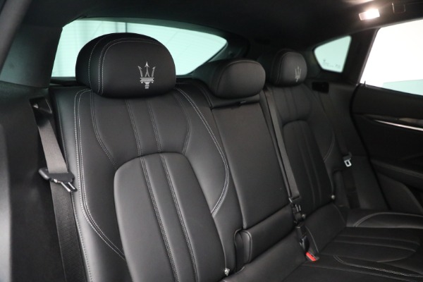 Used 2018 Maserati Levante S Q4 Gransport for sale Sold at Bentley Greenwich in Greenwich CT 06830 23