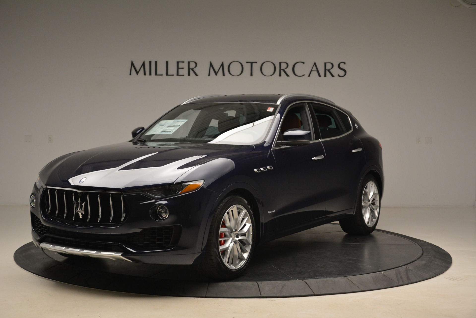Used 2018 Maserati Levante S Q4 GranLusso for sale Sold at Bentley Greenwich in Greenwich CT 06830 1