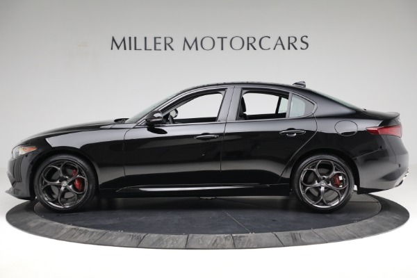 Used 2018 Alfa Romeo Giulia Ti Sport Q4 for sale Sold at Bentley Greenwich in Greenwich CT 06830 3