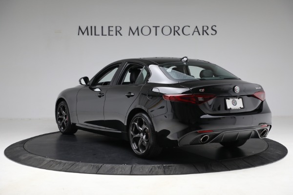 Used 2018 Alfa Romeo Giulia Ti Sport Q4 for sale Sold at Bentley Greenwich in Greenwich CT 06830 5