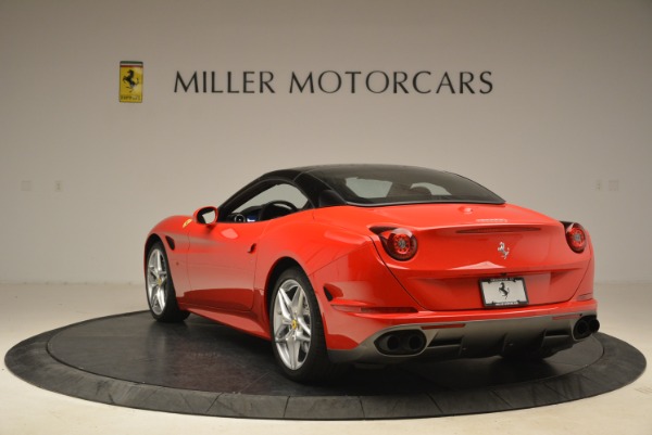 Used 2016 Ferrari California T Handling Speciale for sale Sold at Bentley Greenwich in Greenwich CT 06830 17