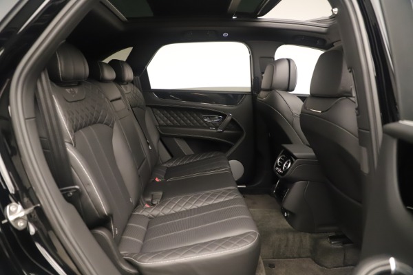 Used 2018 Bentley Bentayga W12 Signature for sale Sold at Bentley Greenwich in Greenwich CT 06830 25