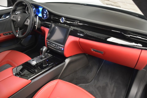 New 2018 Maserati Quattroporte S Q4 GranLusso for sale Sold at Bentley Greenwich in Greenwich CT 06830 21