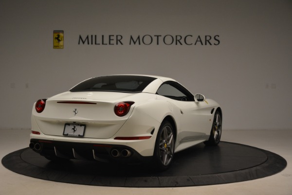 Used 2015 Ferrari California T for sale Sold at Bentley Greenwich in Greenwich CT 06830 19