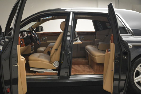 Used 2013 Rolls-Royce Phantom for sale Sold at Bentley Greenwich in Greenwich CT 06830 12