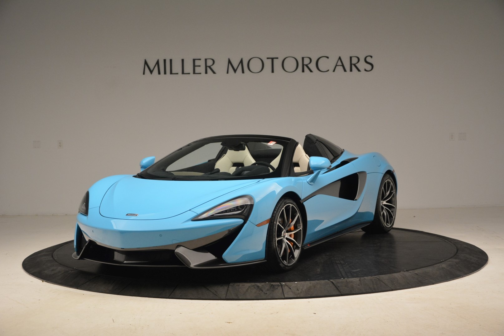 Used 2018 McLaren 570S Spider for sale Sold at Bentley Greenwich in Greenwich CT 06830 1