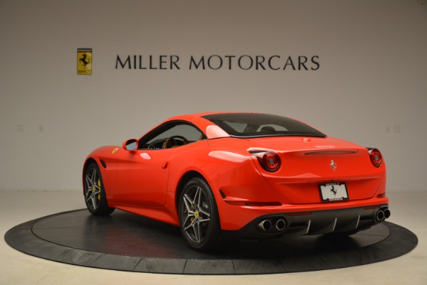 Used 2015 Ferrari California T for sale Sold at Bentley Greenwich in Greenwich CT 06830 17