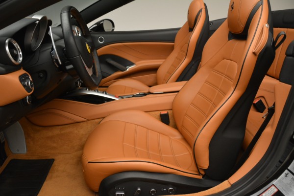 Used 2015 Ferrari California T for sale Sold at Bentley Greenwich in Greenwich CT 06830 26