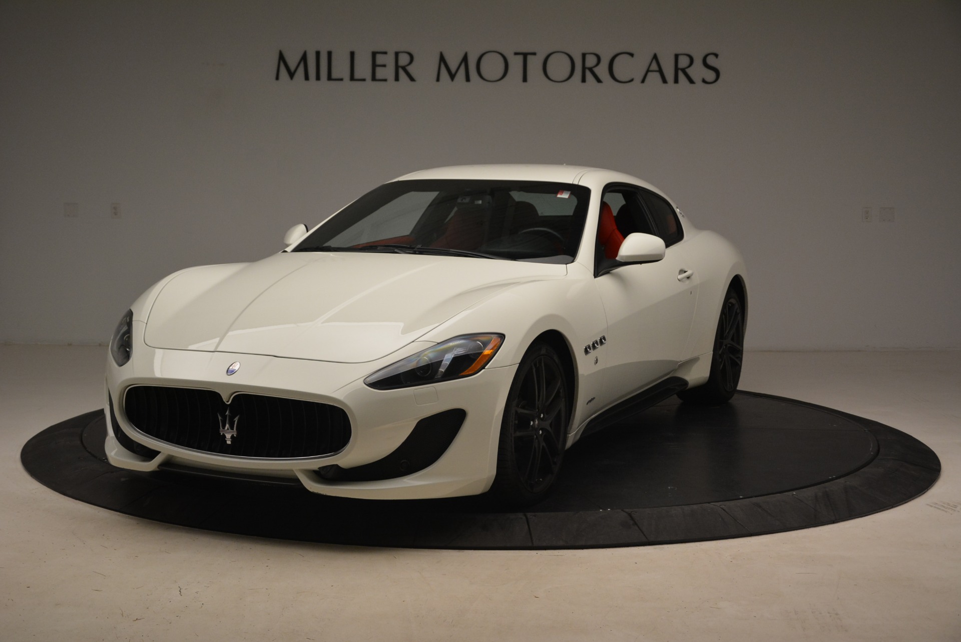 Used 2015 Maserati GranTurismo Sport for sale Sold at Bentley Greenwich in Greenwich CT 06830 1