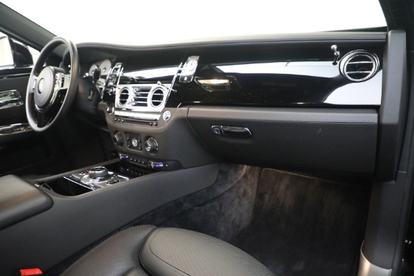 Used 2016 Rolls-Royce Ghost Series II for sale $169,900 at Bentley Greenwich in Greenwich CT 06830 24