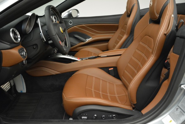 Used 2018 Ferrari California T for sale Sold at Bentley Greenwich in Greenwich CT 06830 26