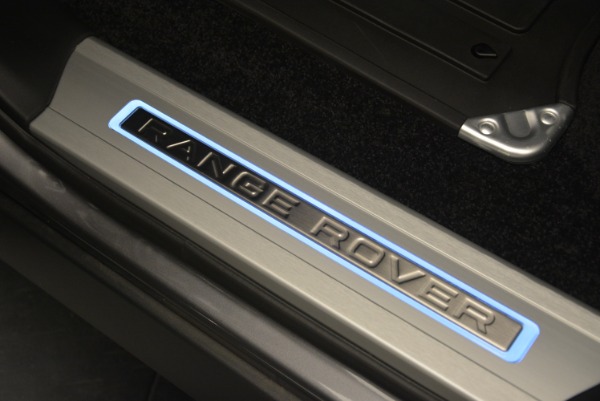 Used 2018 Land Rover Range Rover Supercharged LWB for sale Sold at Bentley Greenwich in Greenwich CT 06830 23