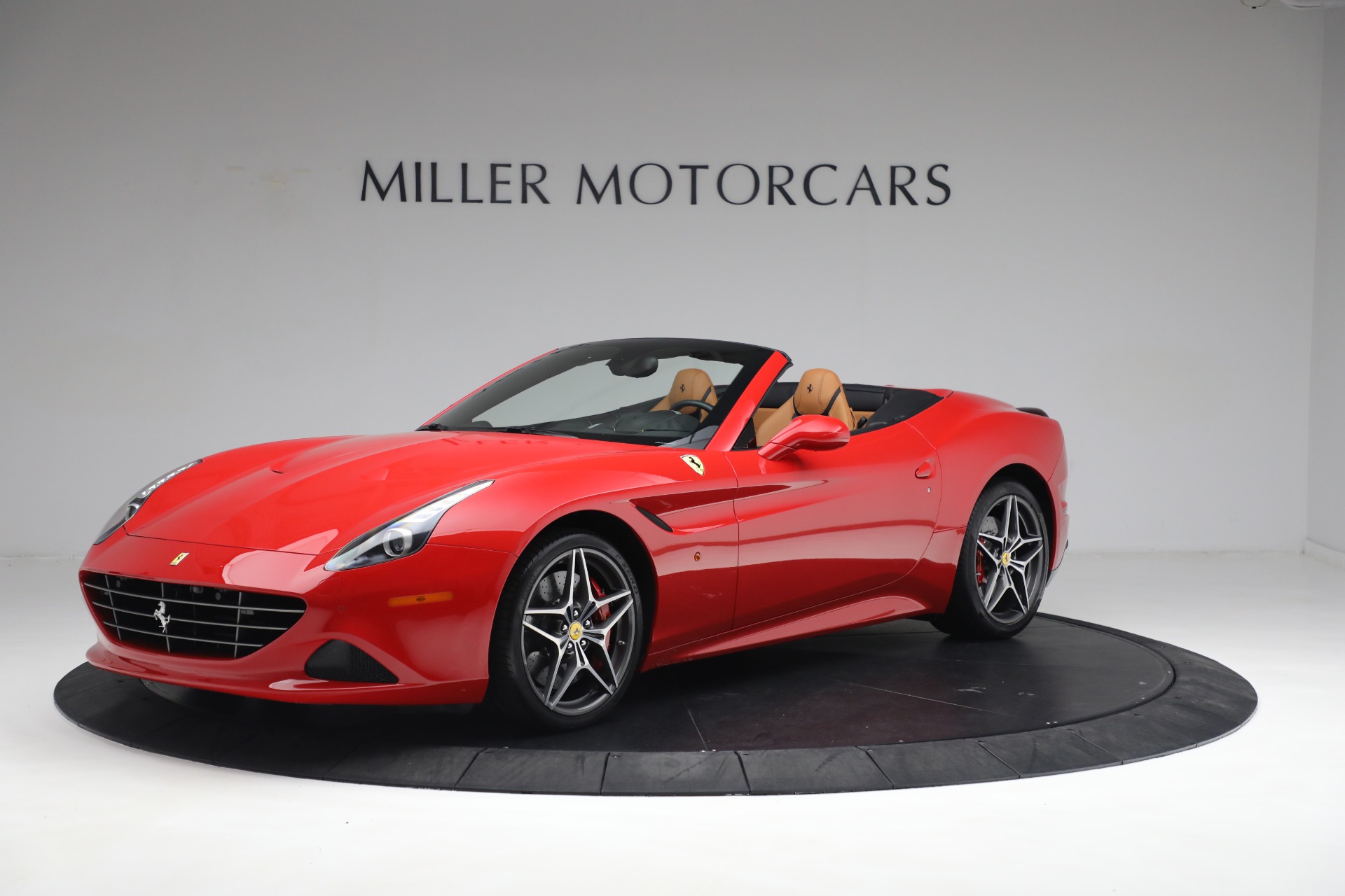 Used 2016 Ferrari California T Handling Speciale for sale Sold at Bentley Greenwich in Greenwich CT 06830 1