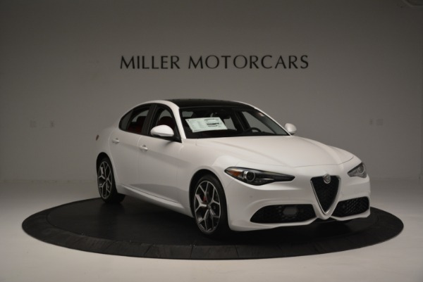 New 2018 Alfa Romeo Giulia Ti Sport Q4 for sale Sold at Bentley Greenwich in Greenwich CT 06830 11