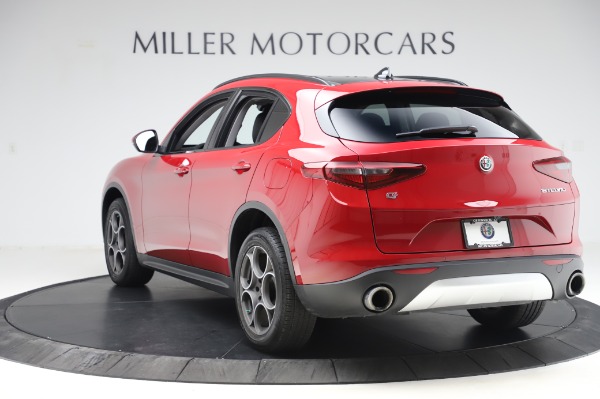 Used 2018 Alfa Romeo Stelvio Sport Q4 for sale Sold at Bentley Greenwich in Greenwich CT 06830 5