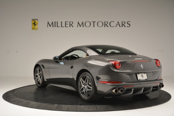 Used 2015 Ferrari California T for sale Sold at Bentley Greenwich in Greenwich CT 06830 17