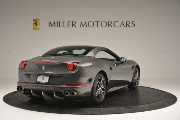 Used 2015 Ferrari California T for sale Sold at Bentley Greenwich in Greenwich CT 06830 19