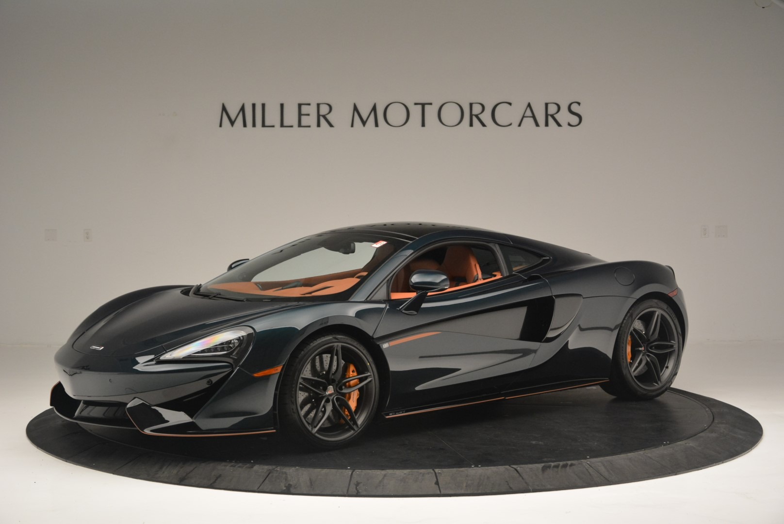 New 2018 McLaren 570GT Coupe for sale Sold at Bentley Greenwich in Greenwich CT 06830 1