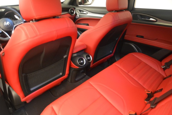 Used 2018 Alfa Romeo Stelvio Ti Sport Q4 for sale Sold at Bentley Greenwich in Greenwich CT 06830 19