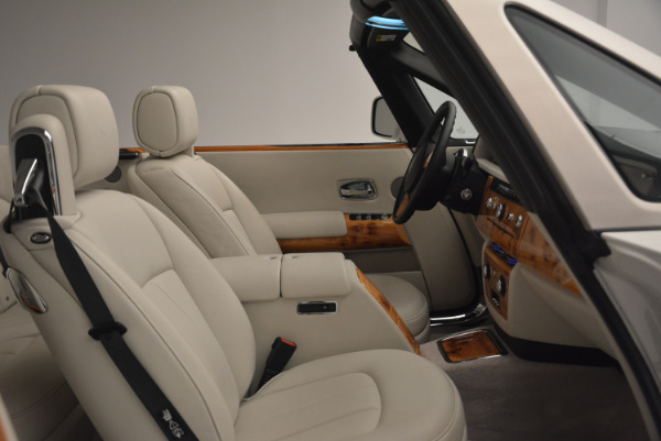 Used 2013 Rolls-Royce Phantom Drophead Coupe for sale Sold at Bentley Greenwich in Greenwich CT 06830 27