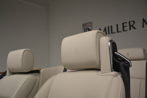Used 2013 Rolls-Royce Phantom Drophead Coupe for sale Sold at Bentley Greenwich in Greenwich CT 06830 28
