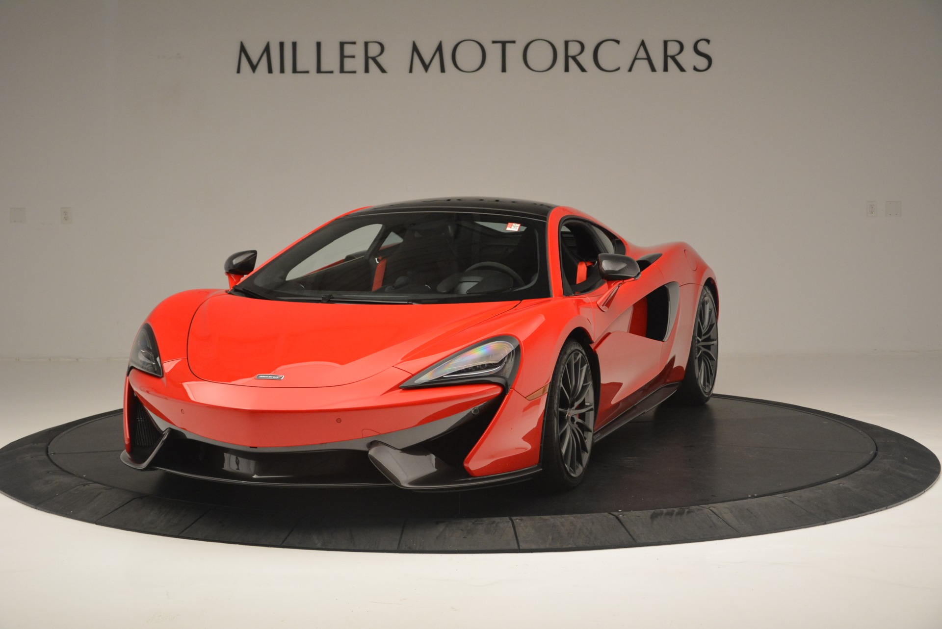 Used 2018 McLaren 570GT for sale Sold at Bentley Greenwich in Greenwich CT 06830 1