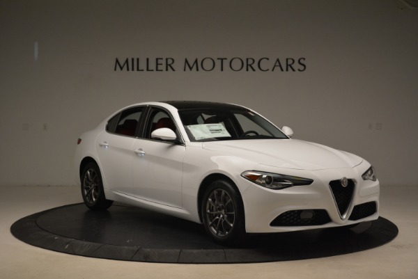 New 2018 Alfa Romeo Giulia Q4 for sale Sold at Bentley Greenwich in Greenwich CT 06830 11