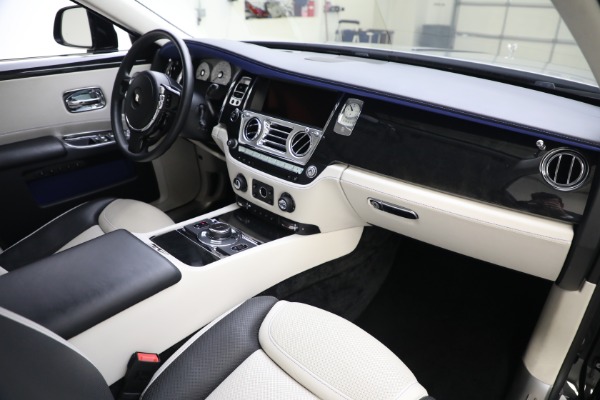 Used 2019 Rolls-Royce Ghost for sale $234,900 at Bentley Greenwich in Greenwich CT 06830 20