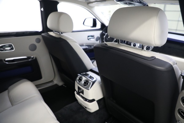 Used 2019 Rolls-Royce Ghost for sale $234,900 at Bentley Greenwich in Greenwich CT 06830 25