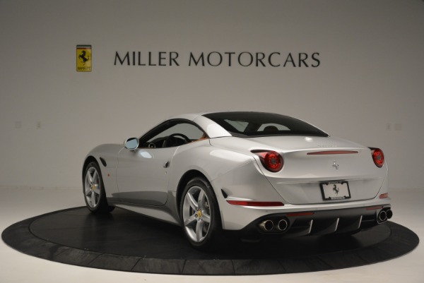 Used 2015 Ferrari California T for sale Sold at Bentley Greenwich in Greenwich CT 06830 17