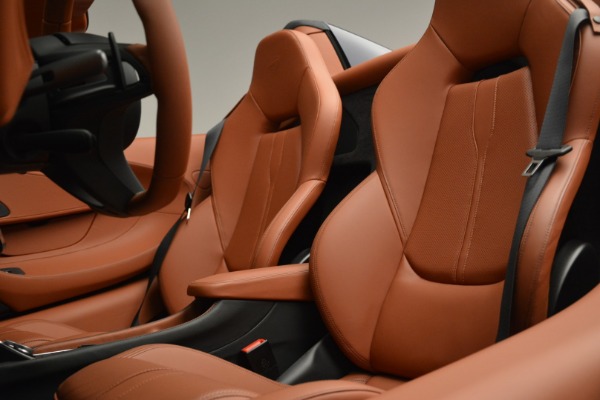 New 2019 McLaren 570S Spider Convertible for sale Sold at Bentley Greenwich in Greenwich CT 06830 25