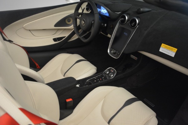 New 2019 McLaren 570S Spider Convertible for sale Sold at Bentley Greenwich in Greenwich CT 06830 26