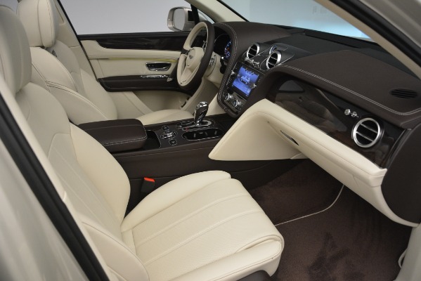 New 2019 Bentley Bentayga V8 for sale Sold at Bentley Greenwich in Greenwich CT 06830 25
