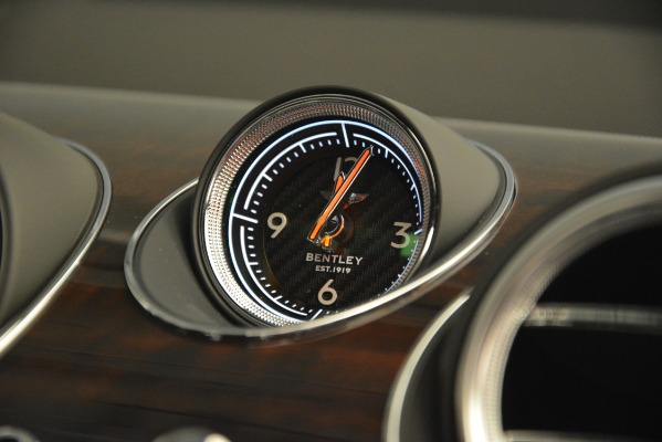 Used 2019 Bentley Bentayga V8 for sale Sold at Bentley Greenwich in Greenwich CT 06830 22