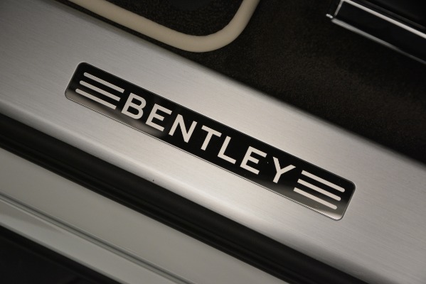 New 2019 Bentley Bentayga V8 for sale Sold at Bentley Greenwich in Greenwich CT 06830 17