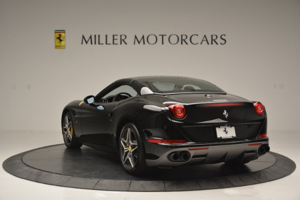 Used 2017 Ferrari California T Handling Speciale for sale Sold at Bentley Greenwich in Greenwich CT 06830 17