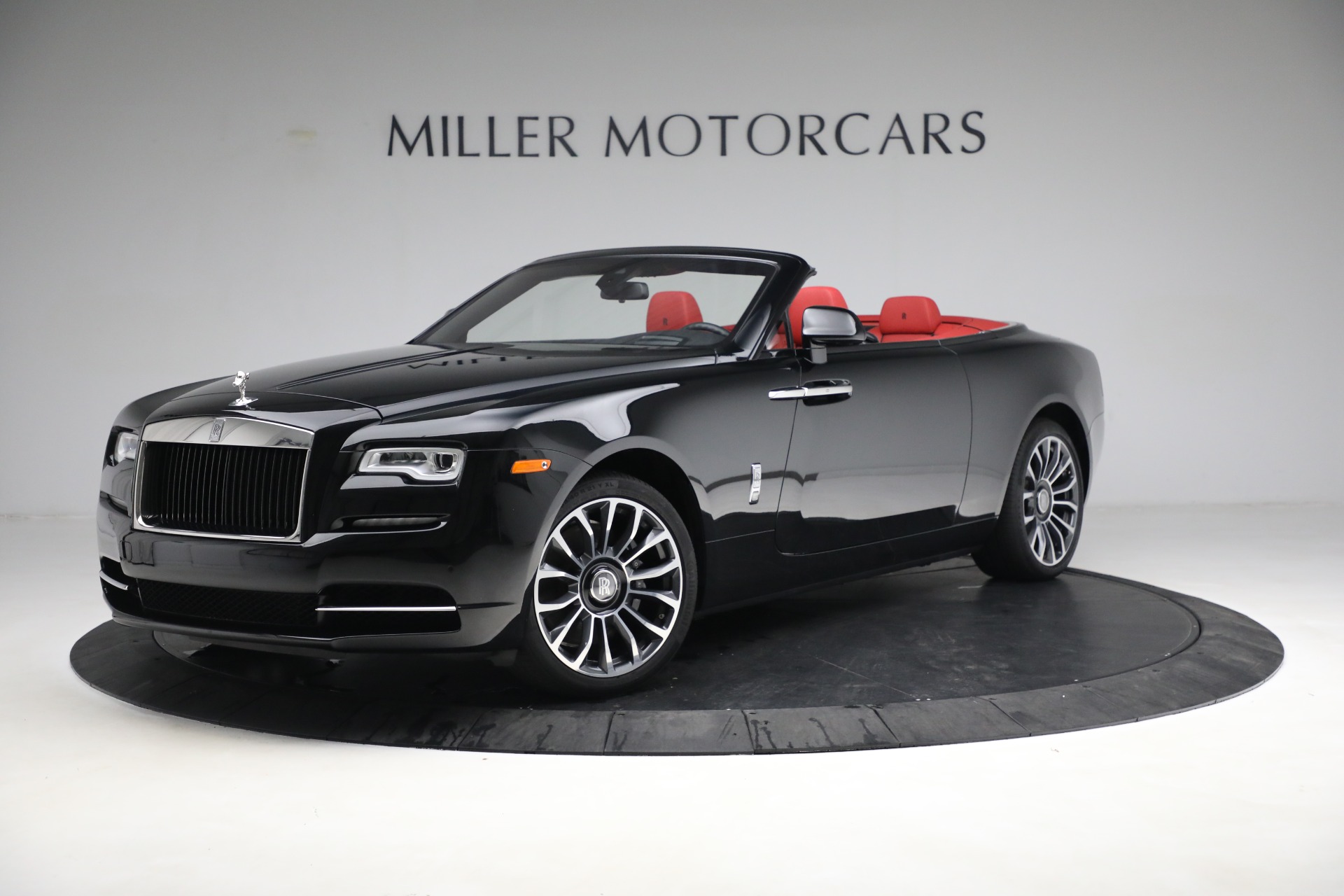 Used 2019 Rolls-Royce Dawn for sale $379,900 at Bentley Greenwich in Greenwich CT 06830 1