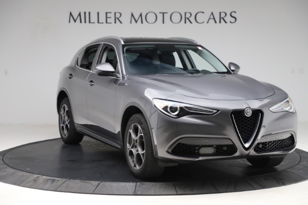 Used 2019 Alfa Romeo Stelvio Q4 for sale Sold at Bentley Greenwich in Greenwich CT 06830 11