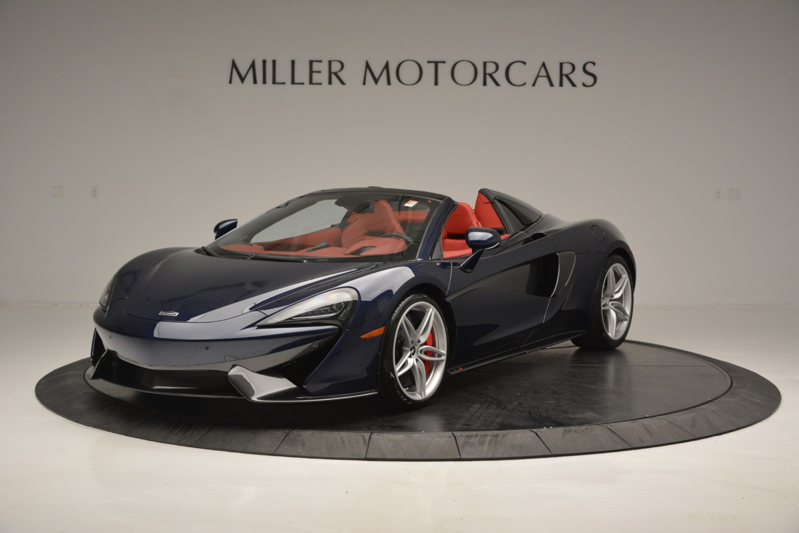 Used 2019 McLaren 570S Spider for sale $149,900 at Bentley Greenwich in Greenwich CT 06830 1