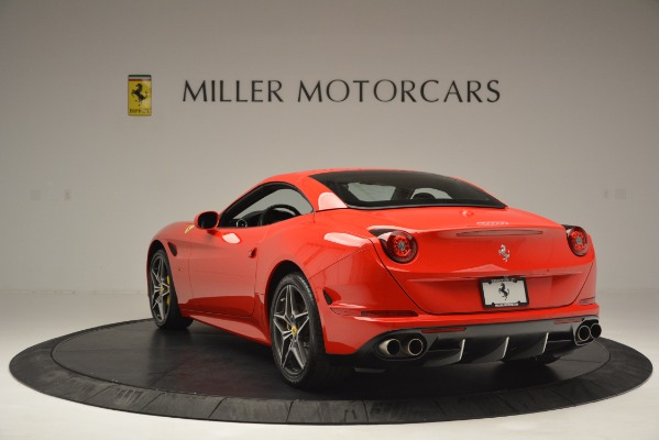 Used 2016 Ferrari California T for sale Sold at Bentley Greenwich in Greenwich CT 06830 17