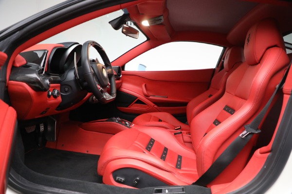 Used 2012 Ferrari 458 Italia for sale $219,900 at Bentley Greenwich in Greenwich CT 06830 13